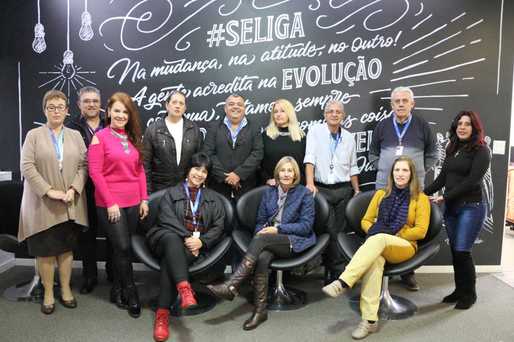 Estas empresas criaram programas para recrutar quem tem mais de 50 anos