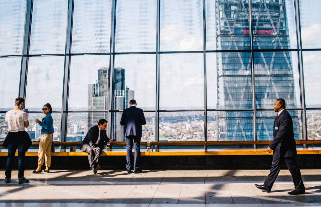 Para brasileiros, combate à desigualdade deve ser prioridade das empresas