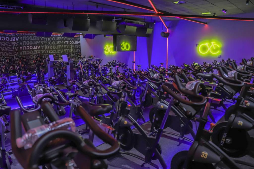 Adquirida pela Smart Fit, Velocity quer levar spinning “com emoção” para outros países