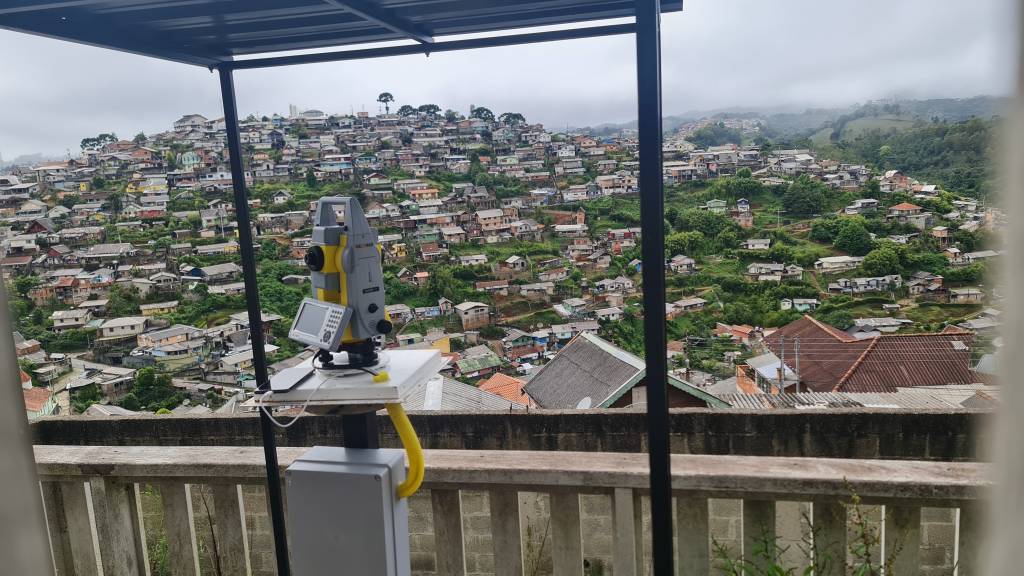 Estação Total Robotizada Estação Total Robotizada
